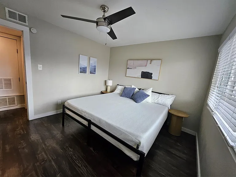 3503 Harmon Ave #103 — Photo 3