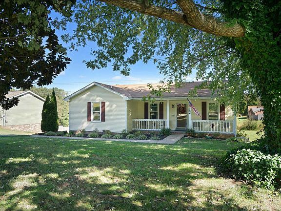 2nd image of 714 Ashwood Dr
