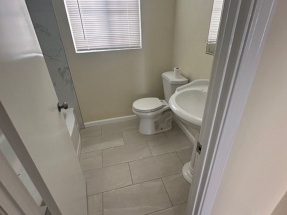 5th image of 1477 Monterey St