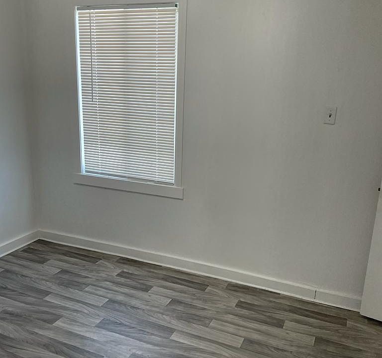 1st image of 17742 D St #12