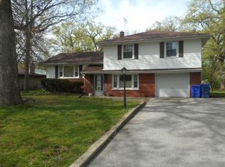 1730 W Maple Ln, Crete, IL 60417