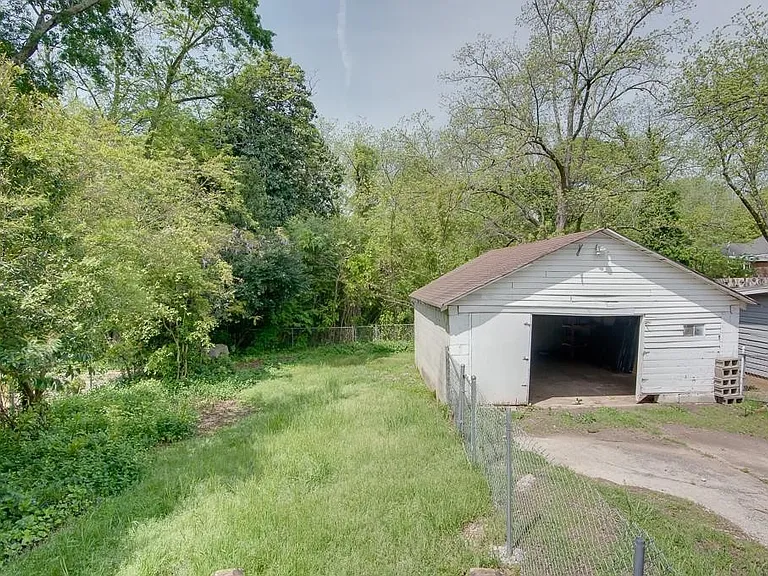 2533 Bayard St — Photo 7
