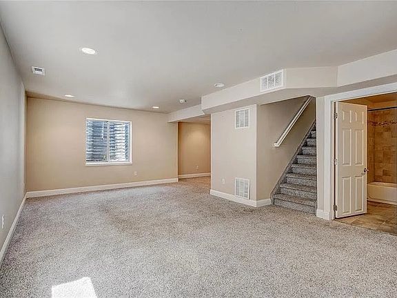4th image of 4884 Bittercreek Dr