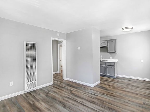 4th image of 1254 W Stoneridge Ct APT 3