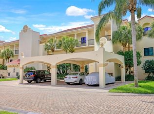6525 Valen Way APT 302, Naples, FL 34108