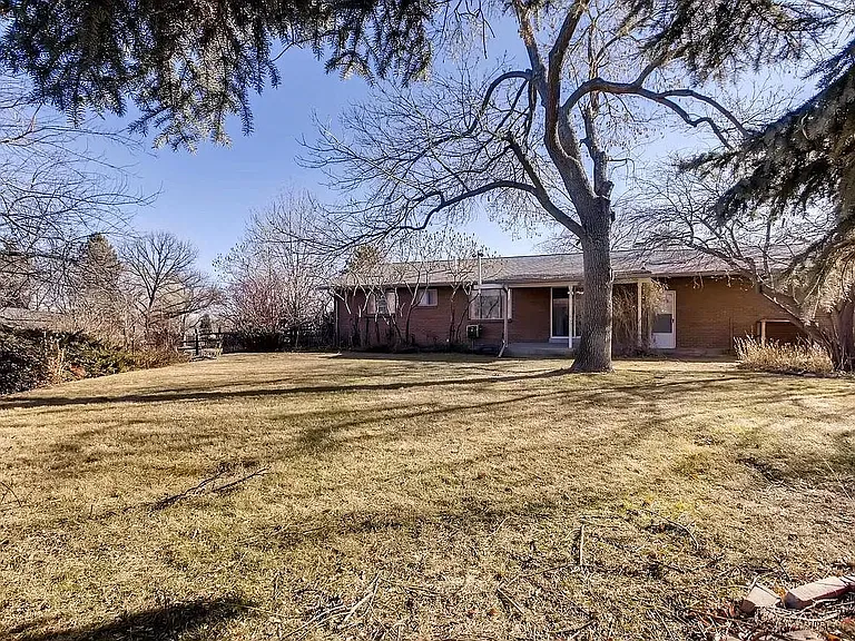 2493 Braun Ct — Photo 17