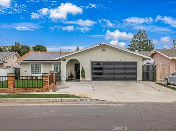 10415 Mapledale St, Bellflower, CA 90706