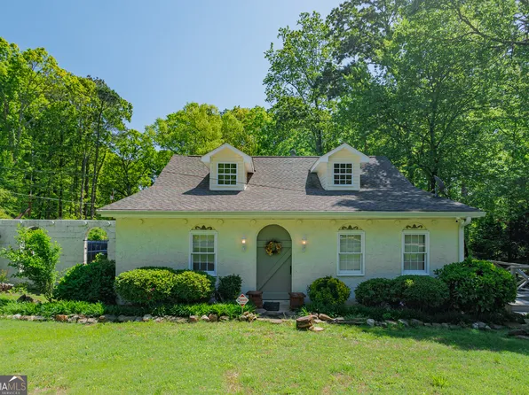 3970 Pine Hill Dr, Douglasville, GA 30135