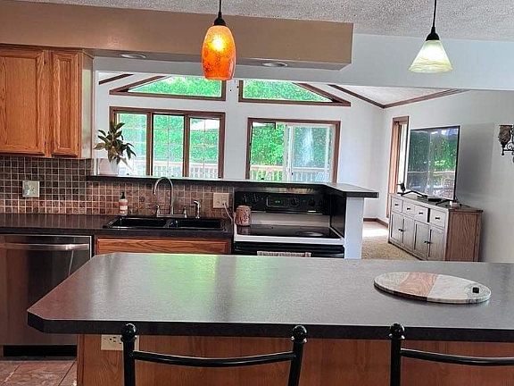 5th image of 3598 Marylane Dr