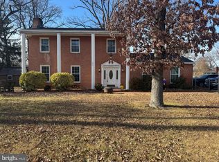 8046 Jumpers Hole Rd, Pasadena, MD 21122