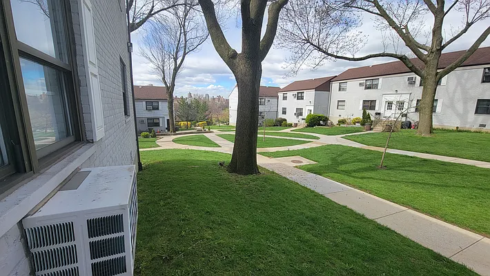 Sold by Astor Brokerage, Ltd. | media 18