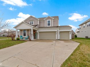 6705 Park Grove Blvd, Whitestown, IN 46075