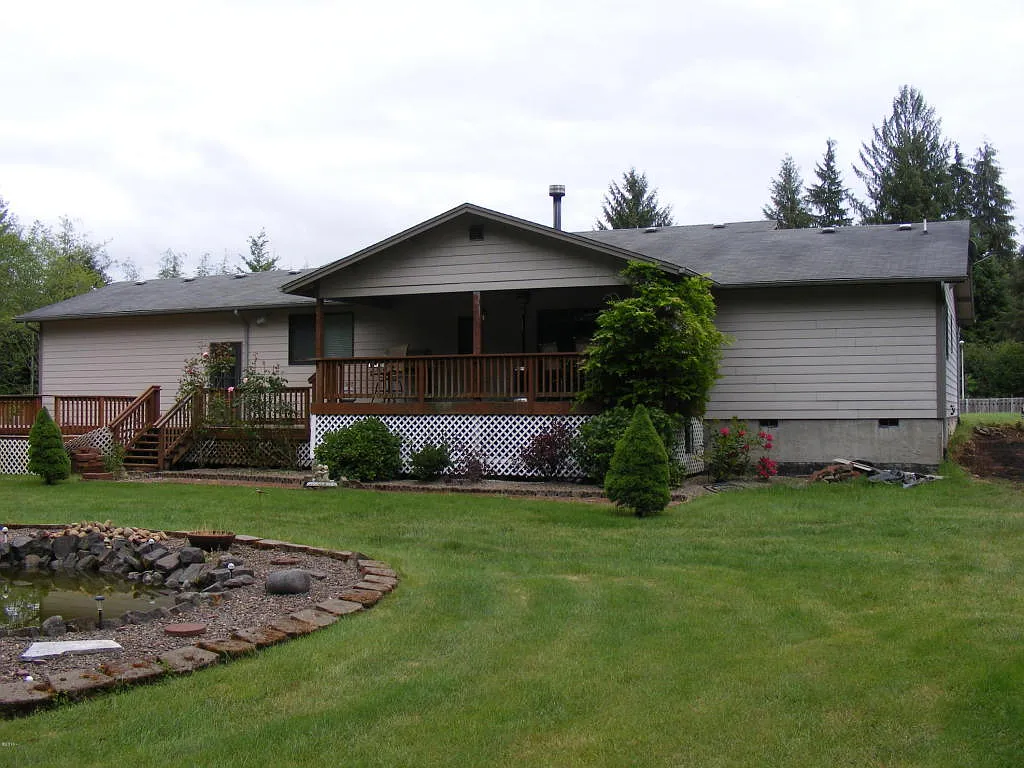 463 Judd Rd photo 1