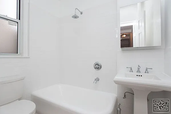 Rented by OGI Management | media 45