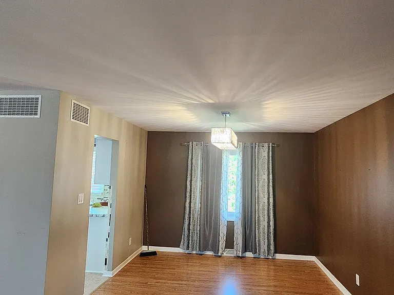 8624 Garfield Ave — Photo 19
