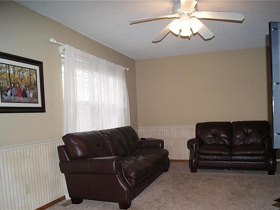 4th image of 1173 Greenwood Park