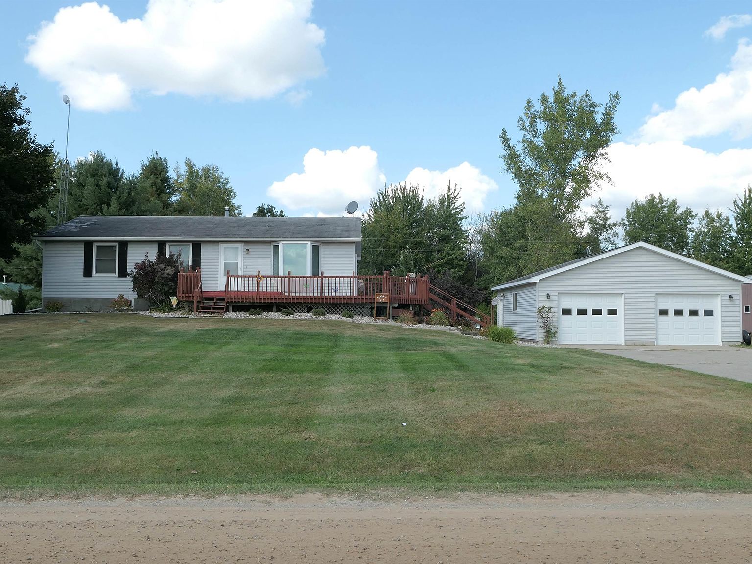 10351 E Wing Rd, Shepherd, MI 48883 | Zillow