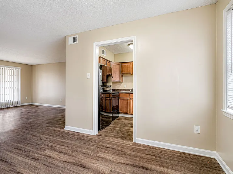 Sherwood Flats — Photo 12