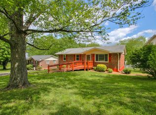 111 Mountainwood Dr, Hendersonville, TN 37075