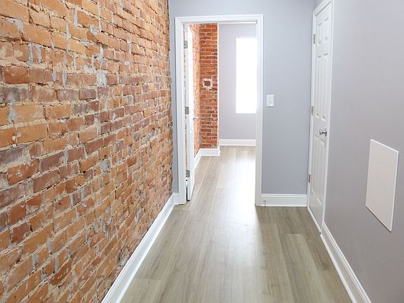3rd image of 3320 N Park Ave #2