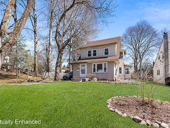 2nd image of 39 Wawanda Avenue