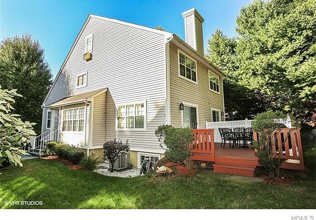 1st image of 30 Sidehill Ln