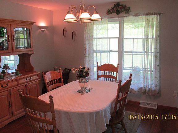 dining area #2