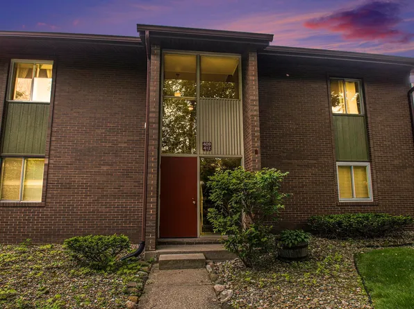 2500 Topsfield Rd APT 411, South Bend, IN 46614