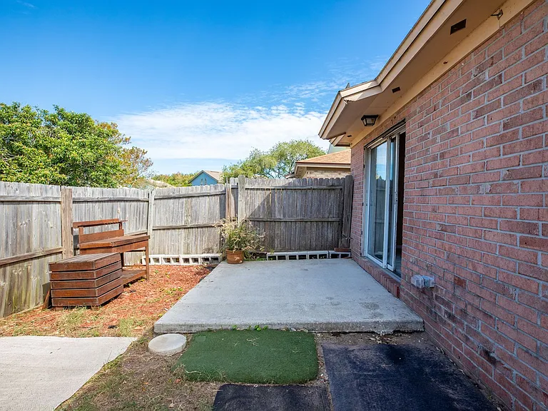 2548 Americas Cup Cir E — Photo 19