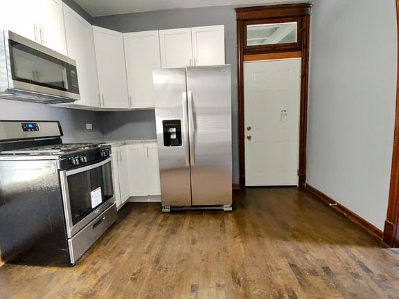 4th image of 4850 S Bishop St #1 & 2