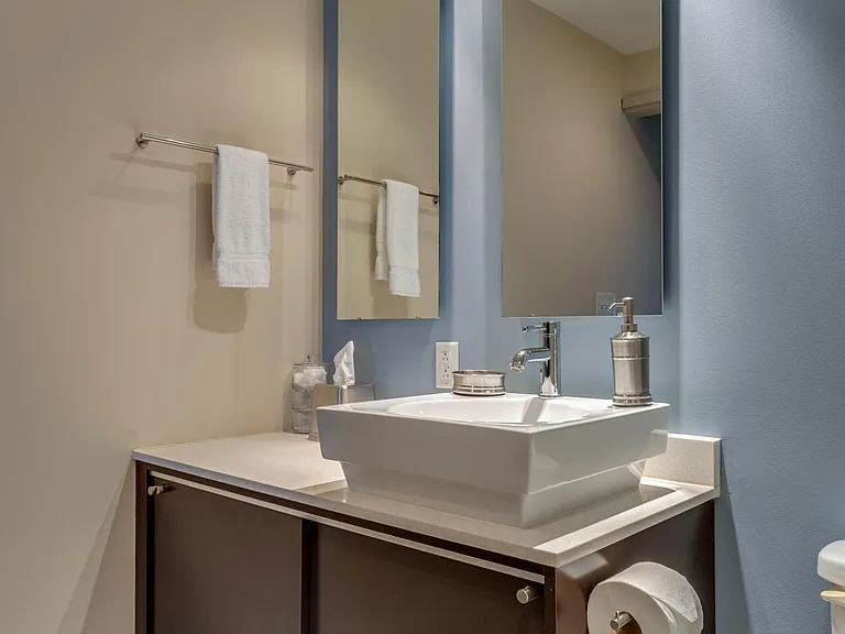 2115 Yeaman Pl #634 — Photo 38