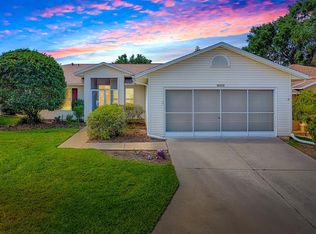 712 Old Oaks Ln, Leesburg, FL 34748