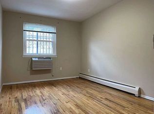 211-09 41st Ave #1, Bayside, NY 11361