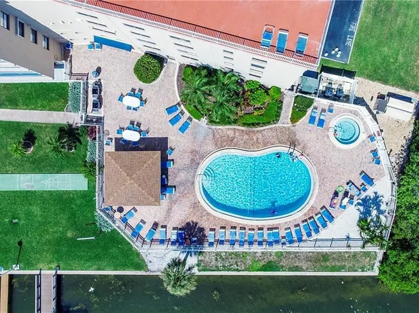 19451 Gulf Blvd APT 203, Indian Shores, FL 33785