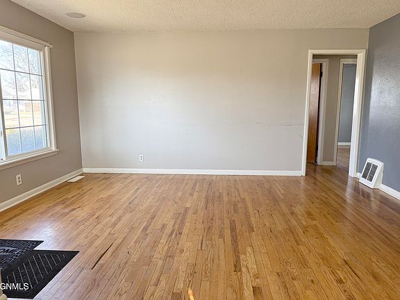 2nd image of 1301 N 12th St