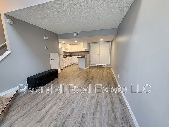 3rd image of 17000 E Ford Dr APT 212