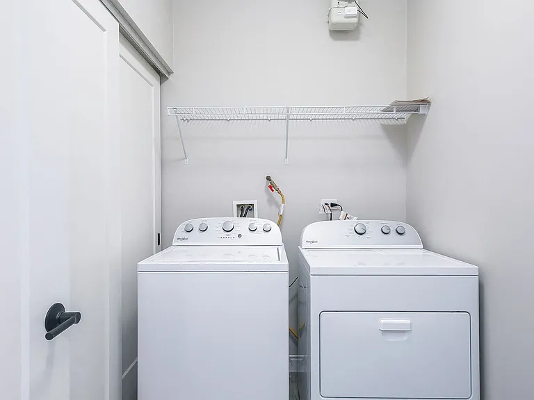 In unit whirlpool washer and dryer
