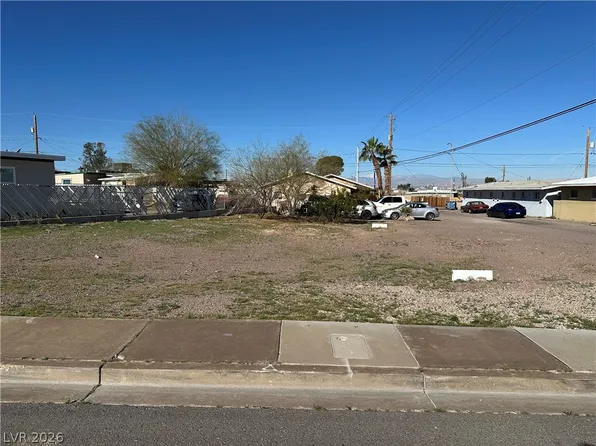 Platinum St, Henderson, NV 89015