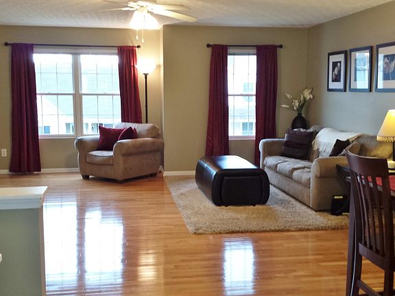 2nd image of 5971 Canyon Creek Dr #506