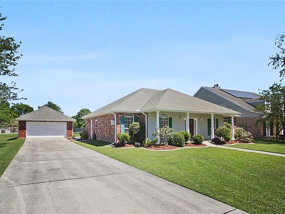2nd image of 1805 Lake Michigan Dr