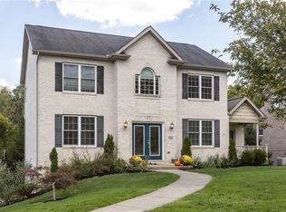 506 Kerrwood Rd, Pittsburgh, PA 15215
