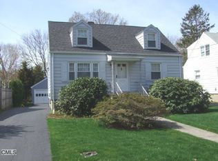 496 Penfield Rd, Fairfield, CT 06824