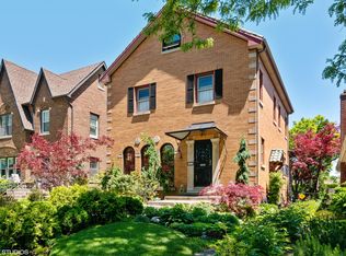 1210 N Euclid Ave, Oak Park, IL 60302