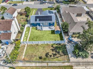 162 Bay Ter, Toms River, NJ 08753