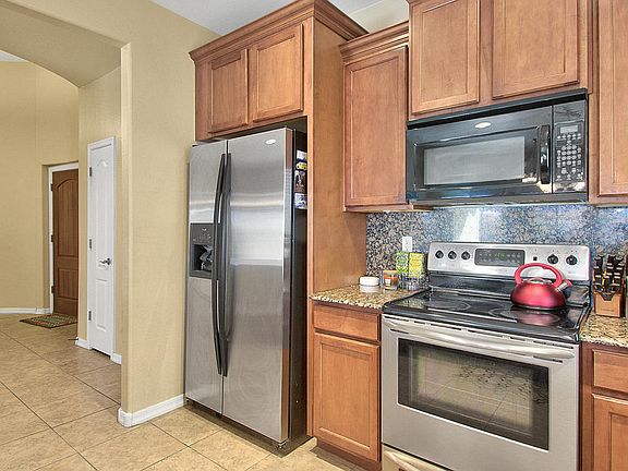 4th image of 12133 W Ocotillo Ln