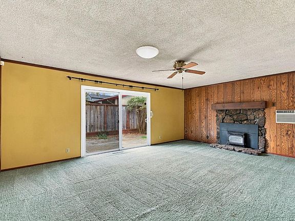 2nd image of 1142 Guaymas Street