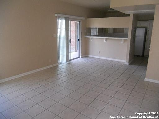 2nd image of 131 CHAPEL HILL CIR #131