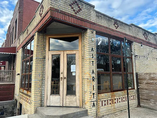 Rented by Douglas Elliman | media 18