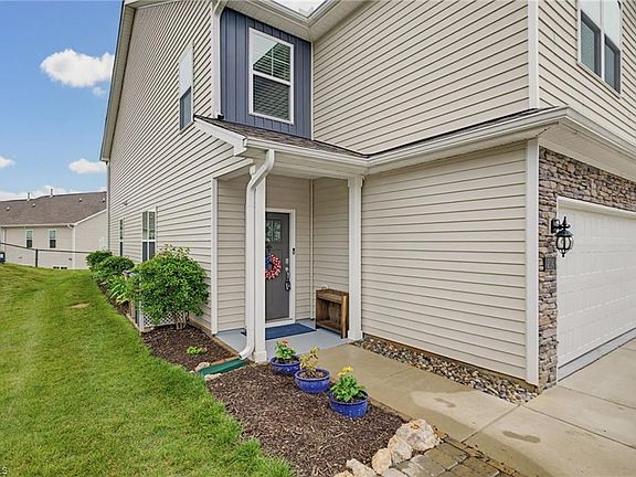 3rd image of 204 Stamm Dr