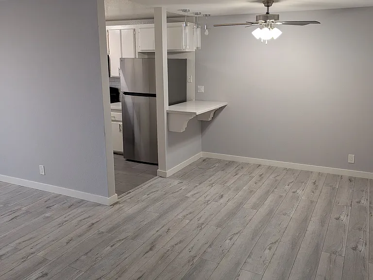 7014 Lanewood Ave #6 — Photo 5